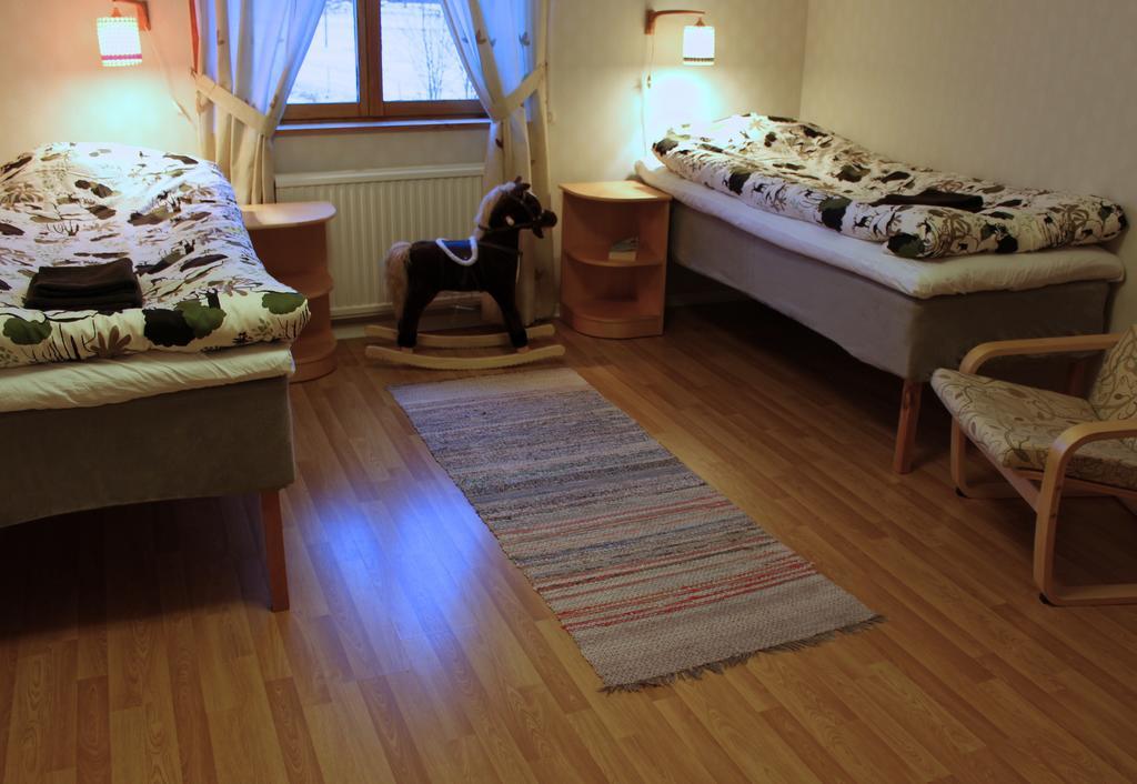 Mellangarden Hostel Vasterbykil Room photo